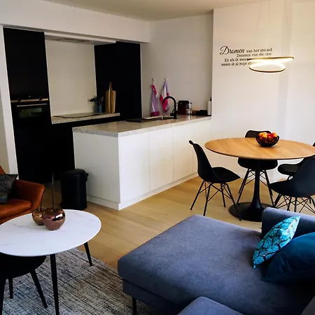 Desire 2 Lux Free Parking On Premise