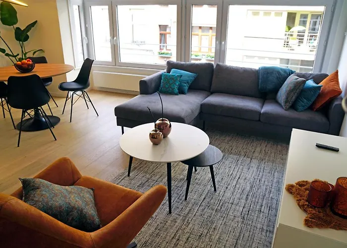 Desire 2 Lux Free Parking On Premise *